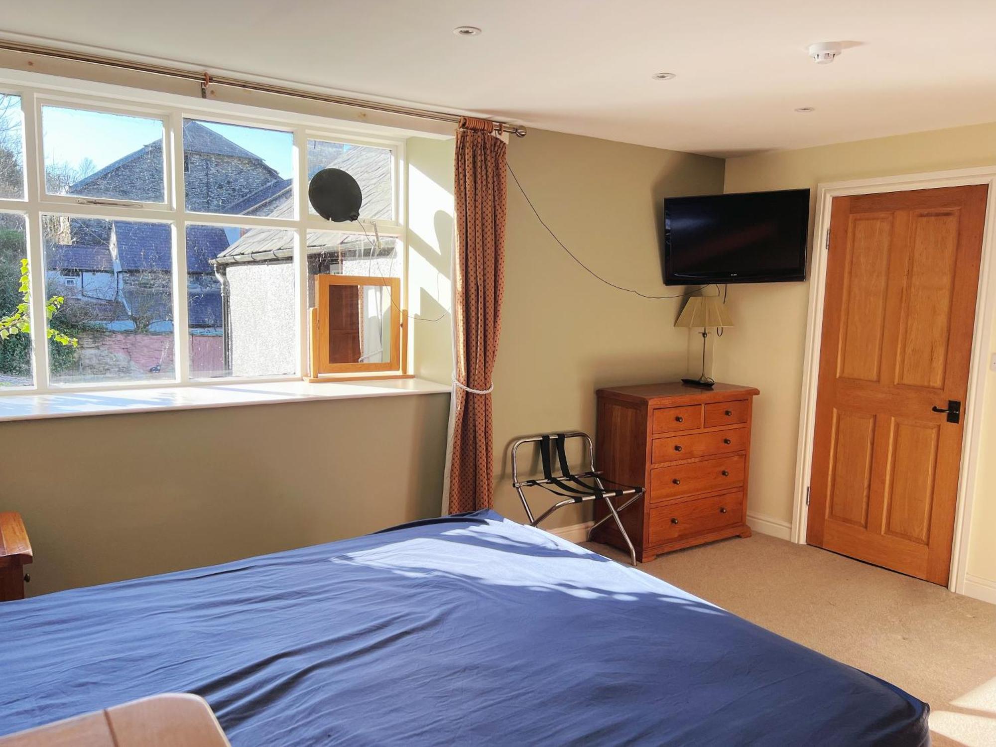 Hotel The Crown