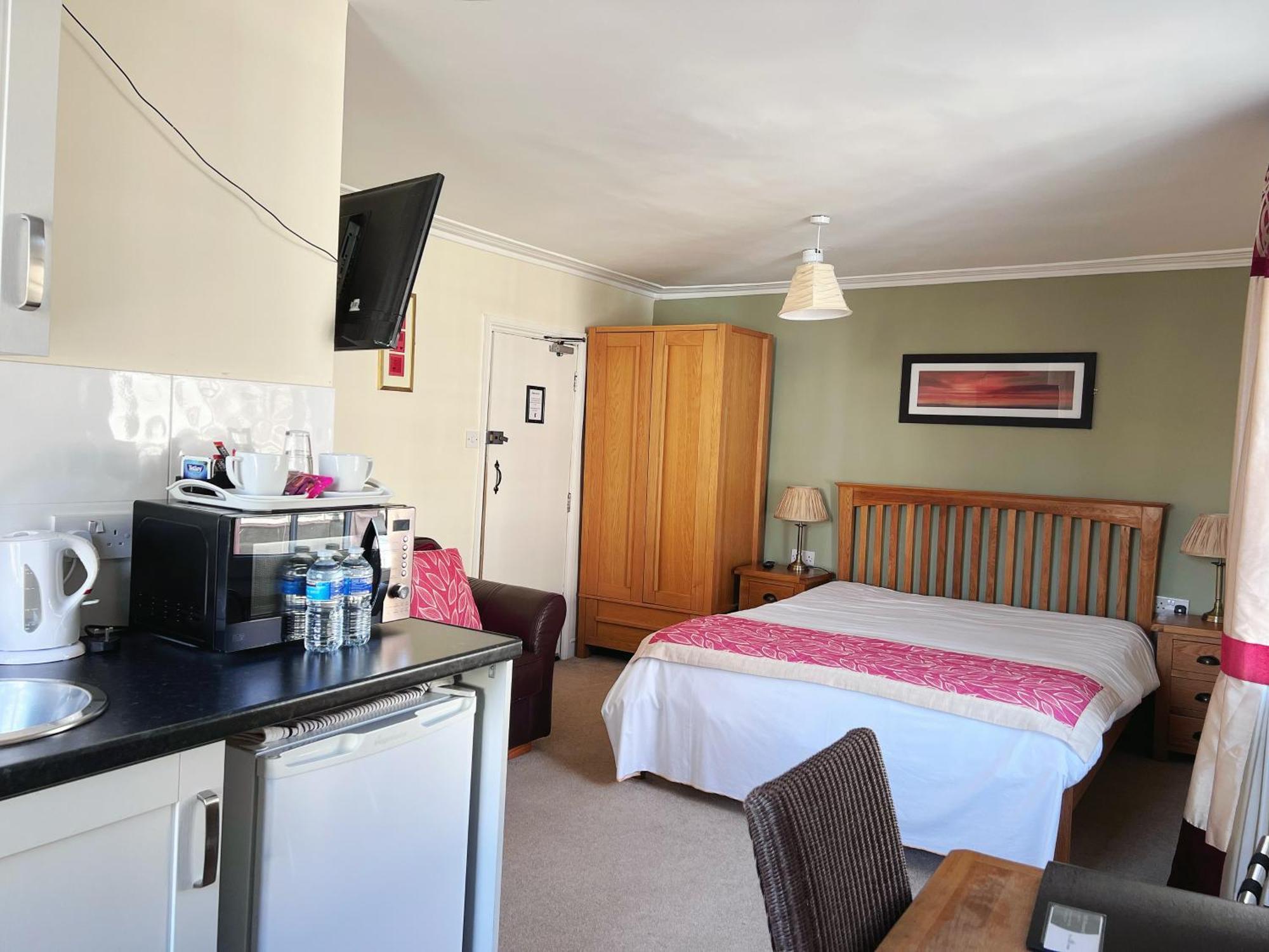 Hotel The Crown 3*